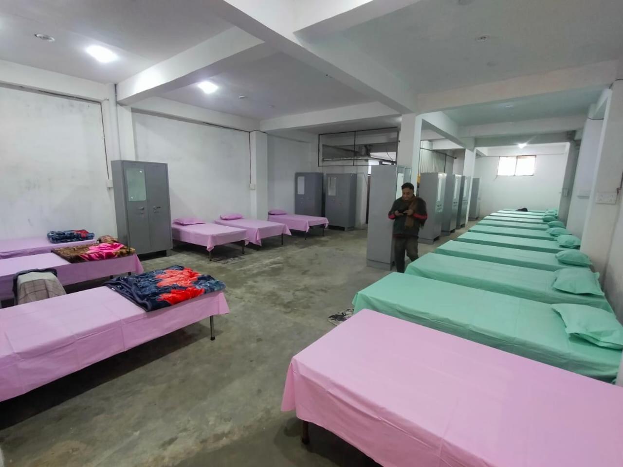 Nityanand Bed & Breakfast Prayagraj Bagian luar foto